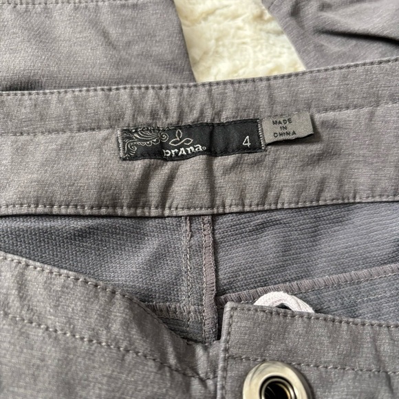 Prana Women's Size 4 Gray Cropped Pants - Picture 2 of 4